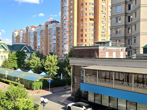 квартира за адресою Володимира Івасюка просп. (Героїв Сталінграду), 6