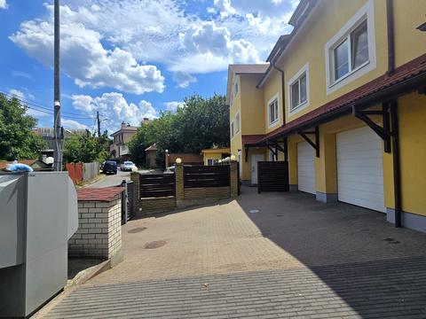 будинок за адресою Локомотивна вул., 23