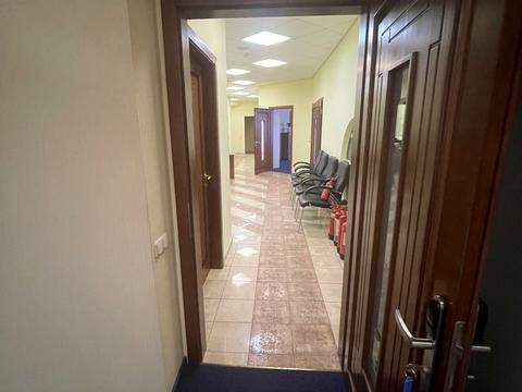 комерційна за адресою Велика Васильківська вул. (Червоноармійська), 64