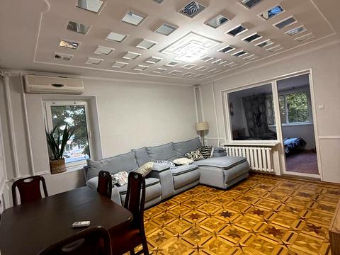 квартира за адресою Парусна вул. (Героїв Сталінграду), 8