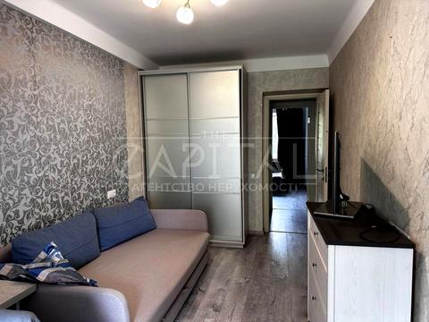 квартира за адресою Велика Васильківська вул. (Червоноармійська), 136