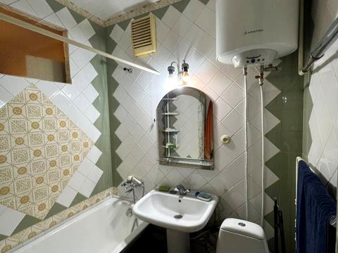 квартира за адресою Космонавтів вул., 21/1