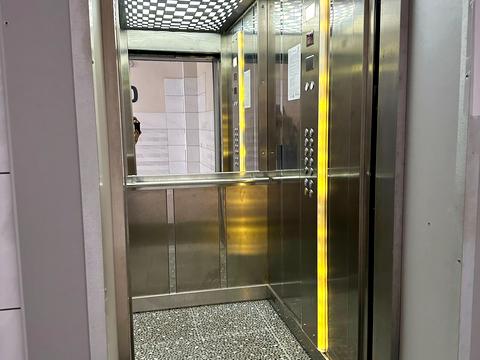 квартира по адресу Молодіжна ул., 10