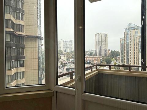квартира по адресу Василия Тютюнника ул. (Анрі Барбюса), 37/1