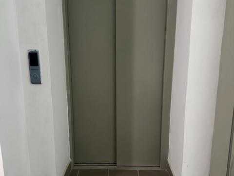 квартира за адресою Романа Вірастюка вул., 5
