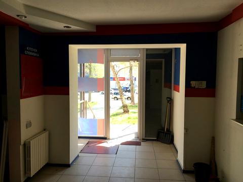 комерційна за адресою Героїв просп., 12