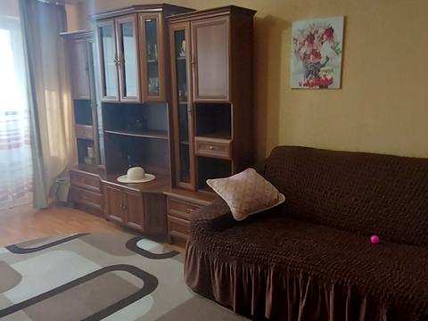 квартира за адресою Космонавтів вул., 77-А