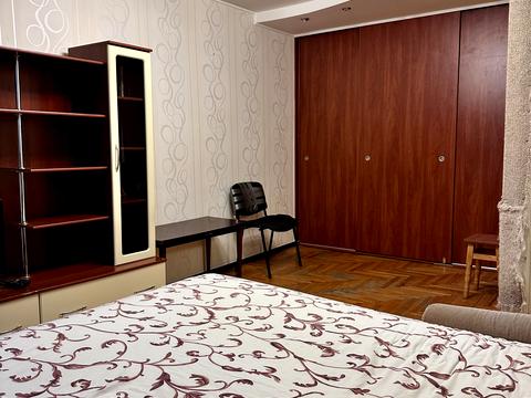 квартира за адресою Олександра Махова вул. (Жолудєва), 1-Б