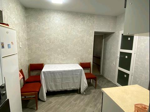 квартира за адресою Манежная, 28