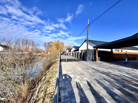 дом по адресу щаслива, 11