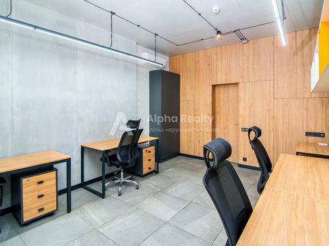 коммерческая по адресу Саксаганского ул., 37-К