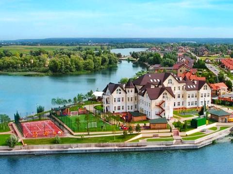 дом по адресу Молодіжна, 6