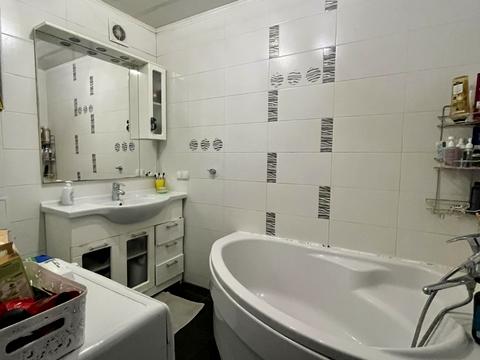 квартира за адресою Героїв Крут вул. (Валентини Терешкової), 52