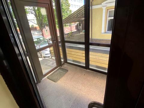 коммерческая по адресу Черновола ул., 82