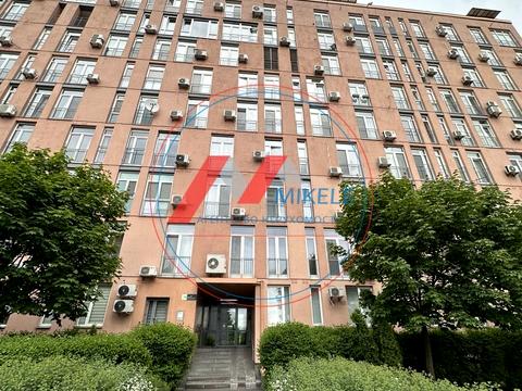 комерційна за адресою Регенераторна вул., 4