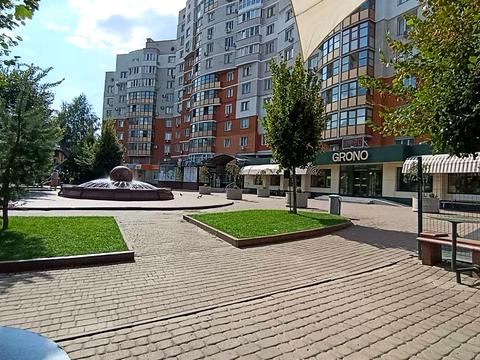 квартира за адресою Академіка Ющенка вул., 8