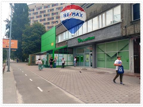 коммерческая по адресу Борщаговская ул., 128