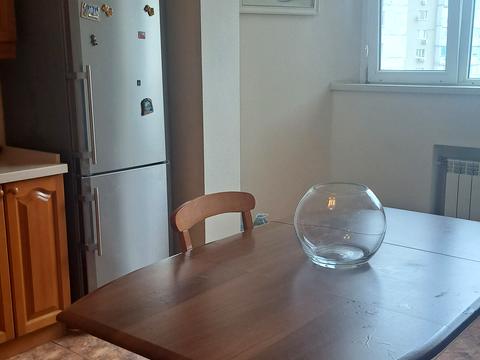квартира по адресу Миколы Бажана просп., 36