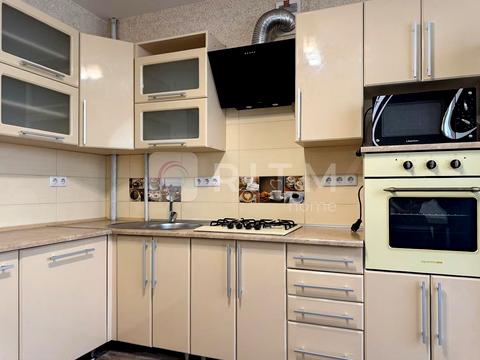 квартира за адресою Хотинська вул., 12