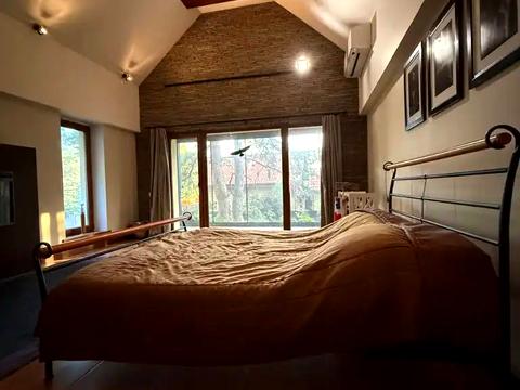 будинок за адресою Кленова