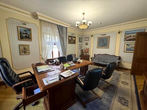 коммерческая по адресу Братьев Рогатинцев ул., 18