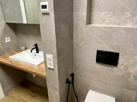 квартира за адресою Володимира Моссаковського вул. (Клари Цеткін), 7