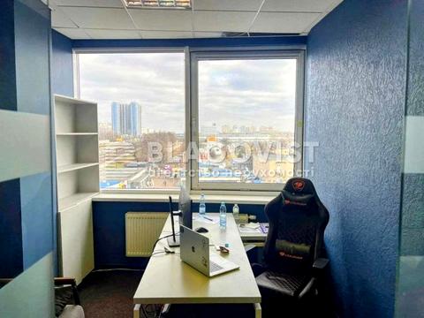 коммерческая по адресу Евгения Сверстюка ул. (Марины Расковой), 2а