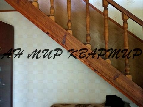 будинок за адресою Жовтнева, 1