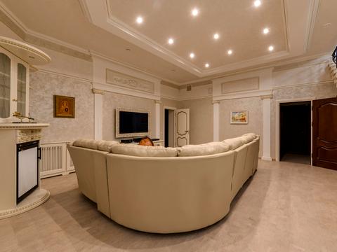 будинок за адресою с. Нещерів, Пархоменко