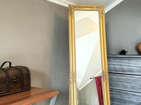 будинок за адресою Весняна, 12