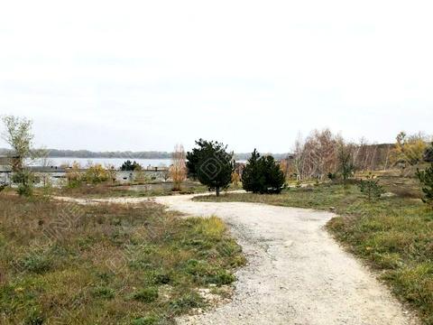 комерційна за адресою Дніпрова, 1
