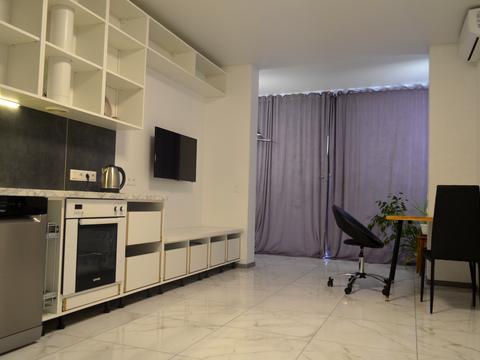квартира за адресою Воскресенська вул., 18