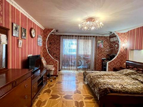 квартира за адресою Старицького вул., 20/2