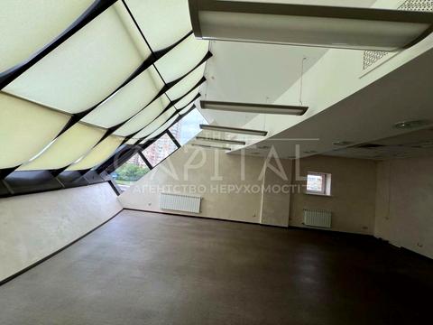 комерційна за адресою Київ, Лесі Українки бульв., 30-Б