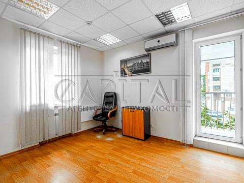 коммерческая по адресу Оболонская ул., 21