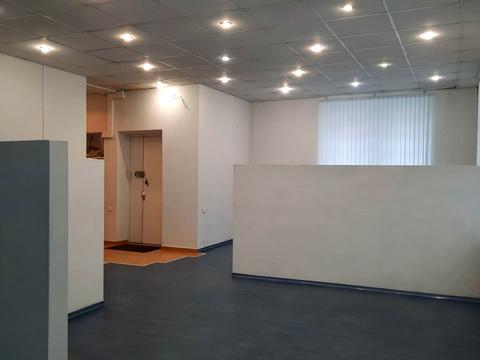 комерційна за адресою Футуристів пров., 9
