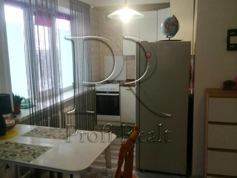 квартира за адресою Космічна вул., 12