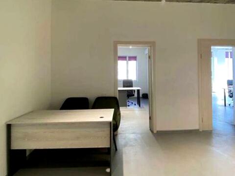 комерційна за адресою Андрія Верхогляда вул. (Михайла Драгомирова), 2-А