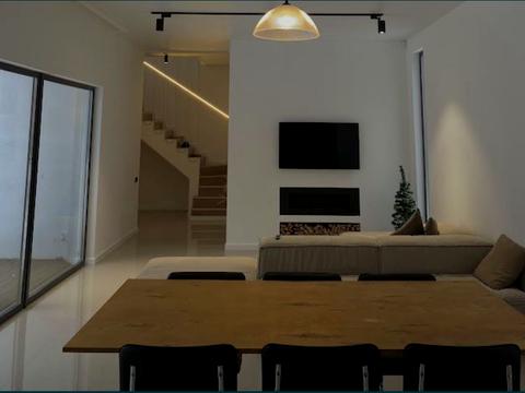 дом по адресу Мира ул.