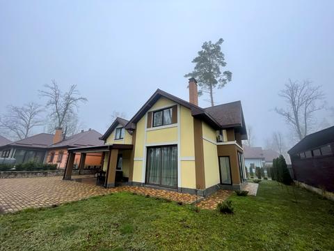 будинок за адресою Дачна, 32
