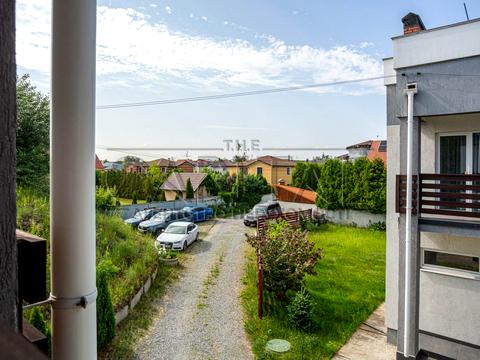 будинок за адресою Центральна вул.
