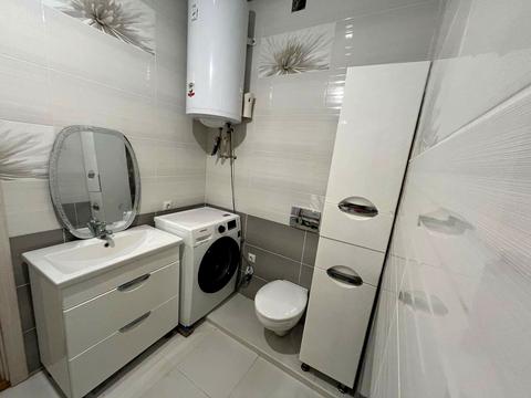 квартира за адресою Лазурна вул., 5