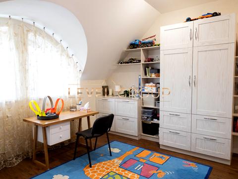 дом по адресу Озерна