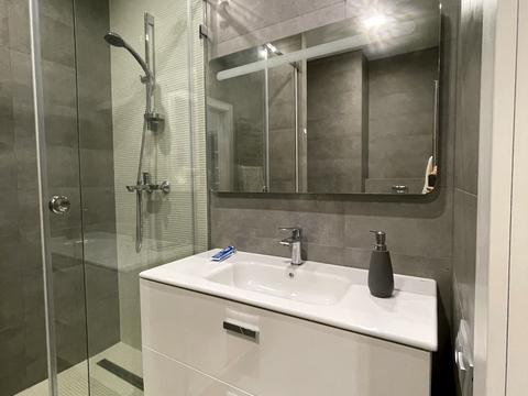 квартира за адресою Сім'ї Кульженків вул. (Петра Дегтяренка), 31-Б