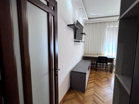 квартира за адресою Шкільна вул., 4