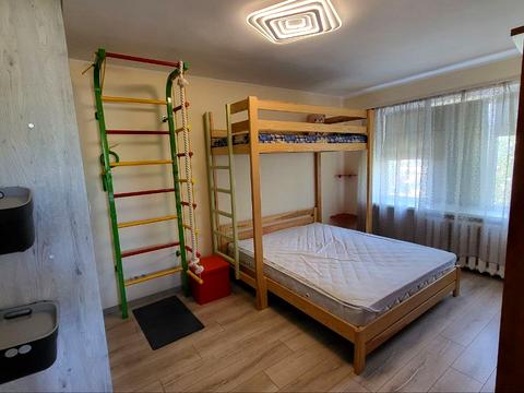 квартира по адресу Комарова ул., 6-А