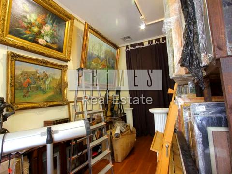 комерційна за адресою Кудрявська вул., 8-А