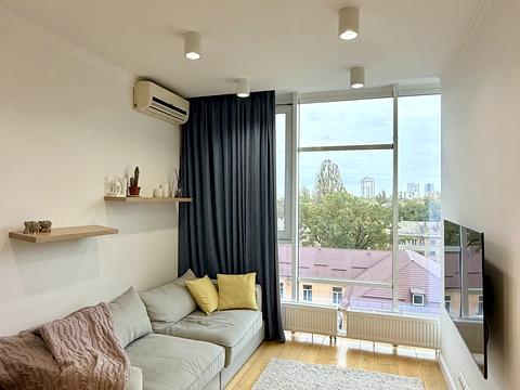 квартира за адресою Київ, Авіаконструктора Антонова вул., 2-Б