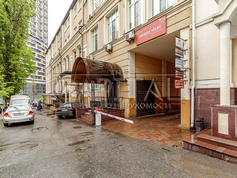 коммерческая по адресу Глубочицкая ул., 40