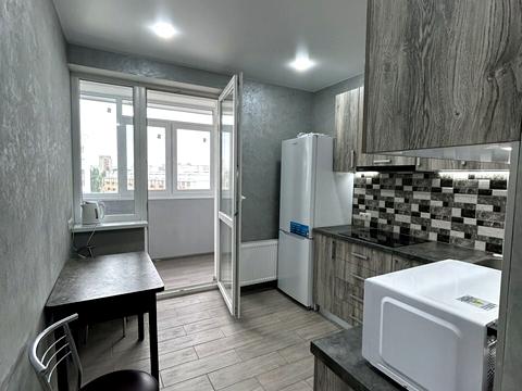 квартира за адресою Казакевича, 31